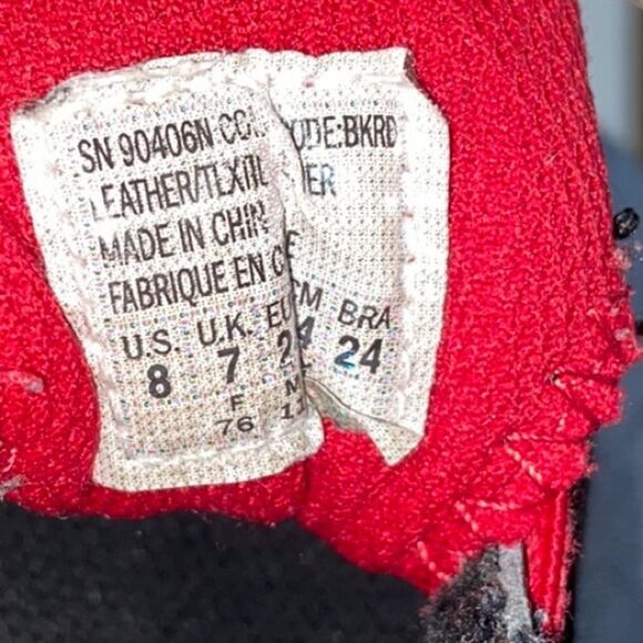 4/$30 SKECHERS RED BLACK BOY SHOES SIZE 8 US - Picture 5 of 16